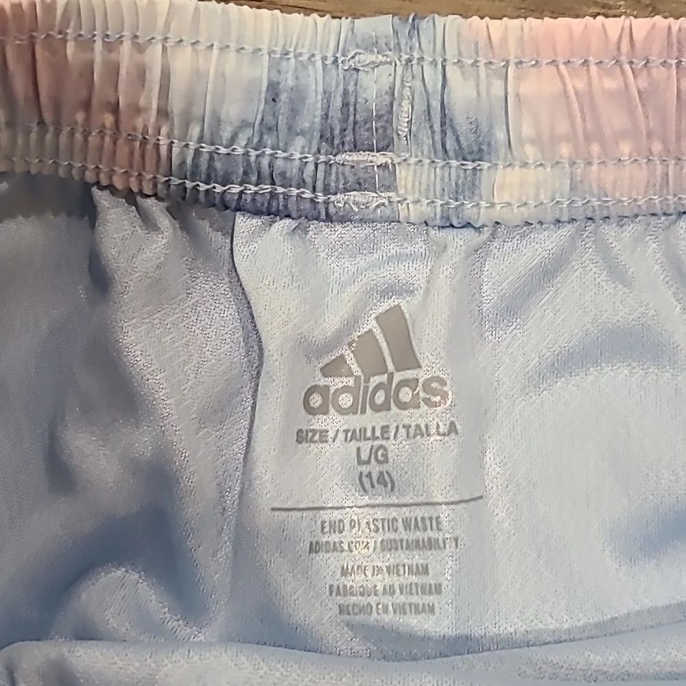 Adidas Tie Front Tanktop with Matching Tie Dye Shorts Size Large/10